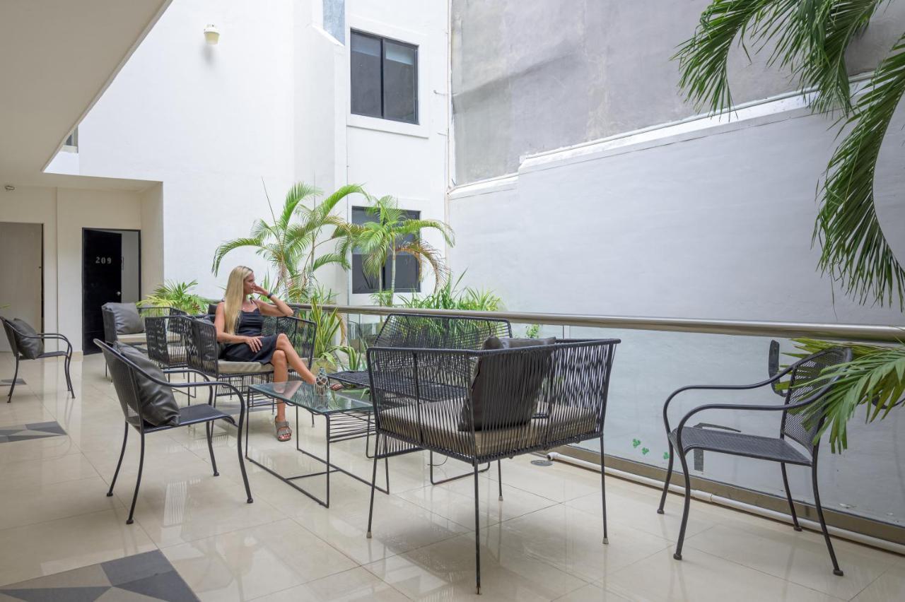 Aruma Hotel Playa del Carmen Luaran gambar